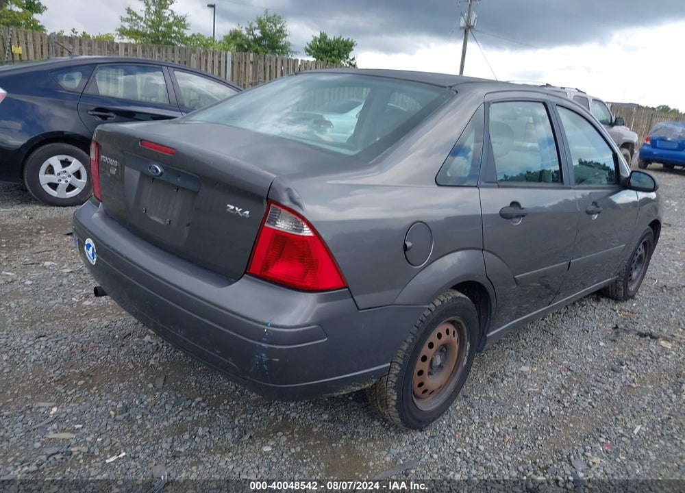 2005 FORD FOCUS ZX4 VIN: 1FAFP34NX5W129287