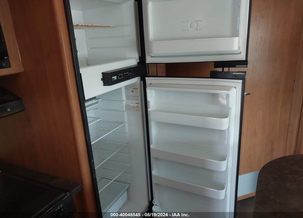 2013 CROSSROADS CRUSIER AIRE TRAVEL TRAILER VIN: 4V0TC2720DE011215
