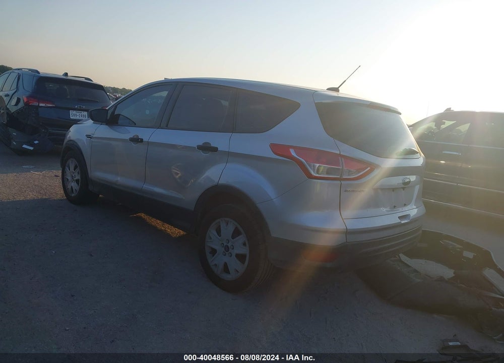 2016 FORD ESCAPE S VIN: 1FMCU0F72GUA38768