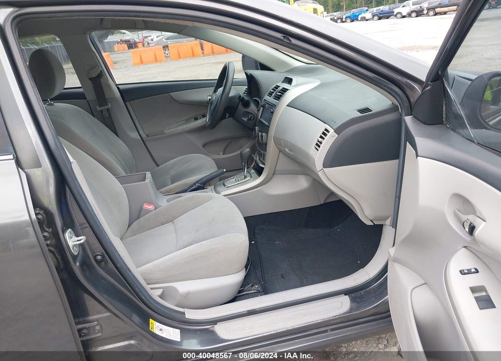 2013 TOYOTA COROLLA LE VIN: 2T1BU4EE7DC122567