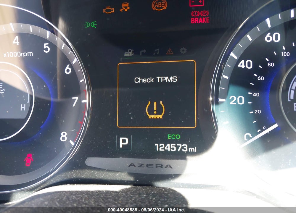 2015 HYUNDAI AZERA VIN: KMHFG4JG8FA472597