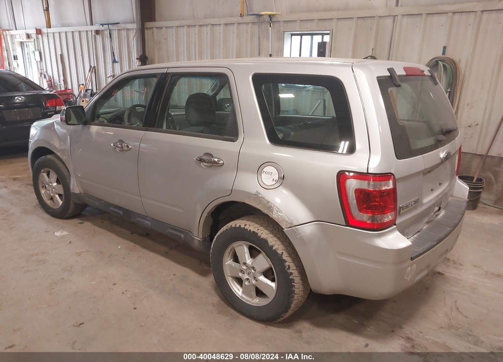 2011 FORD ESCAPE XLS VIN: 1FMCU9C7XBKB32166