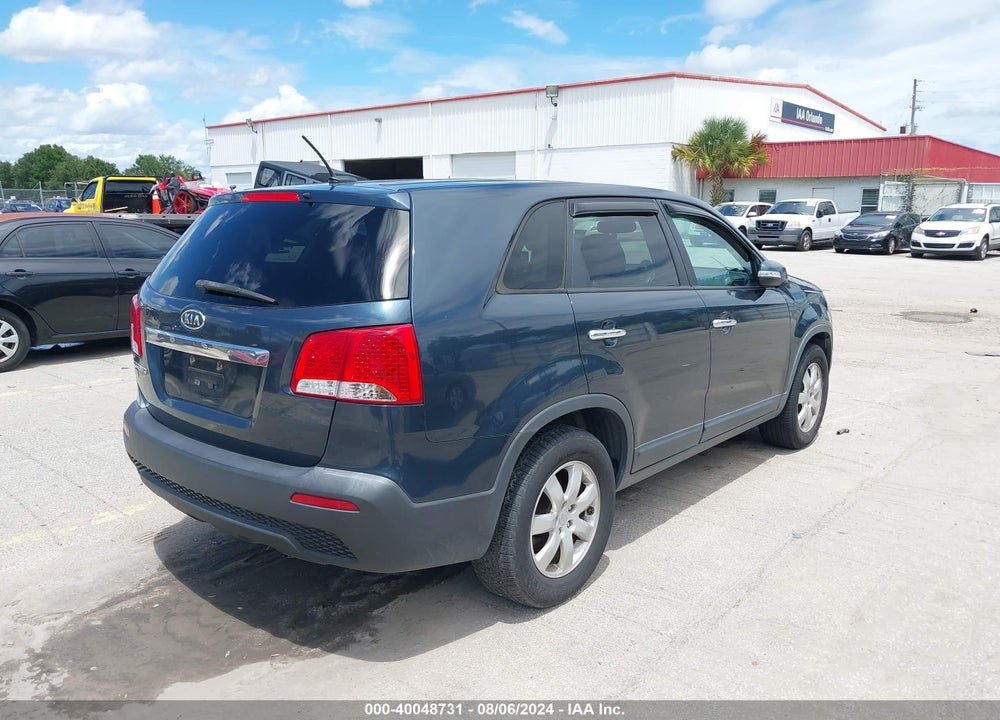 2011 KIA SORENTO LX VIN: 5XYKT3A17BG145378