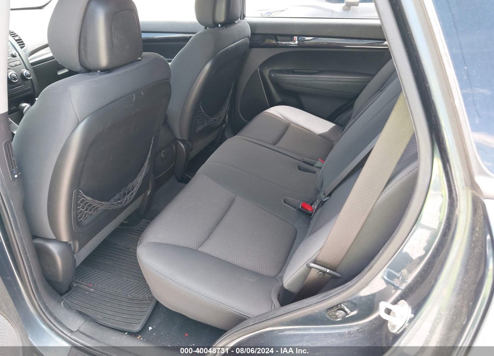 2011 KIA SORENTO LX VIN: 5XYKT3A17BG145378