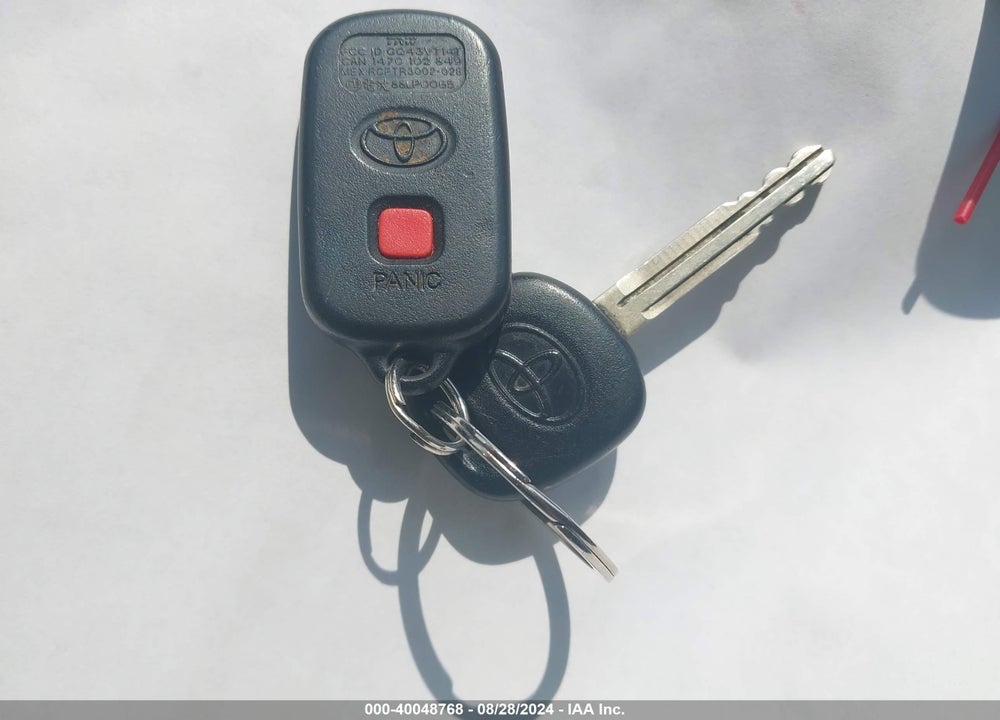 2003 TOYOTA CAMRY XLE VIN: 4T1BE32K53U692758