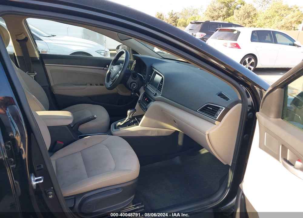2017 HYUNDAI ELANTRA SE VIN: KMHD84LF8HU182791