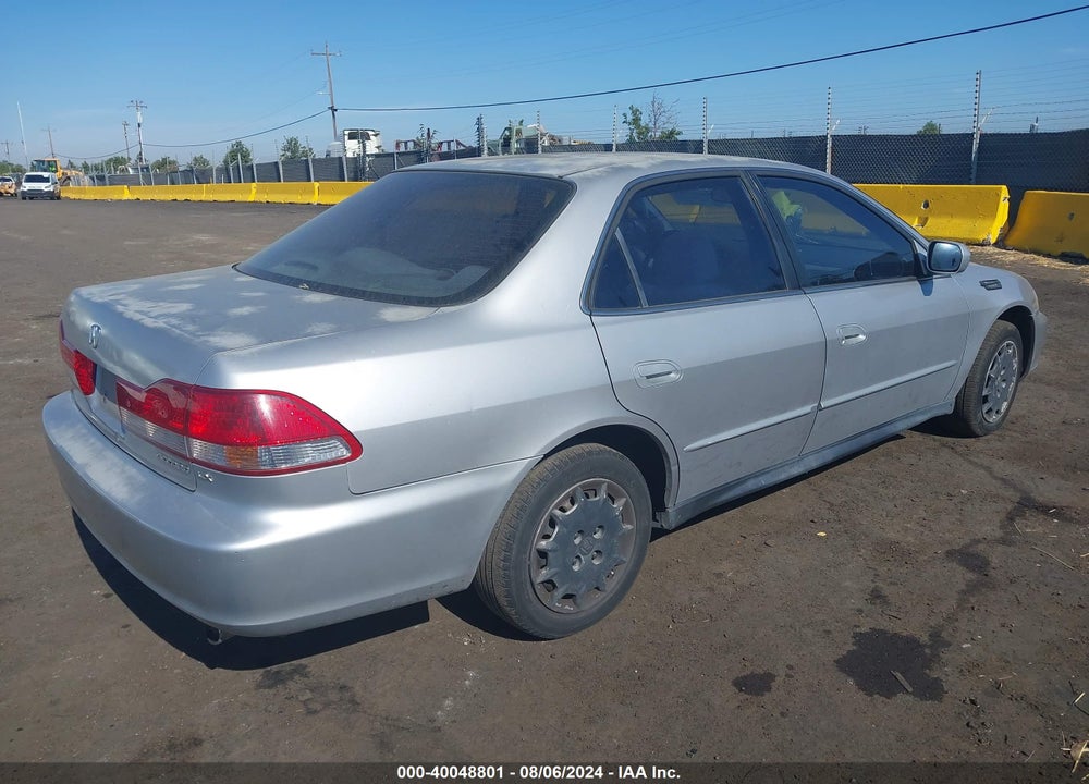 2001 HONDA ACCORD 2.3 LX VIN: JHMCG56491C015398