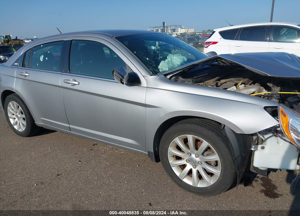 2014 CHRYSLER 200 TOURING VIN: 1C3CCBBB2EN178974