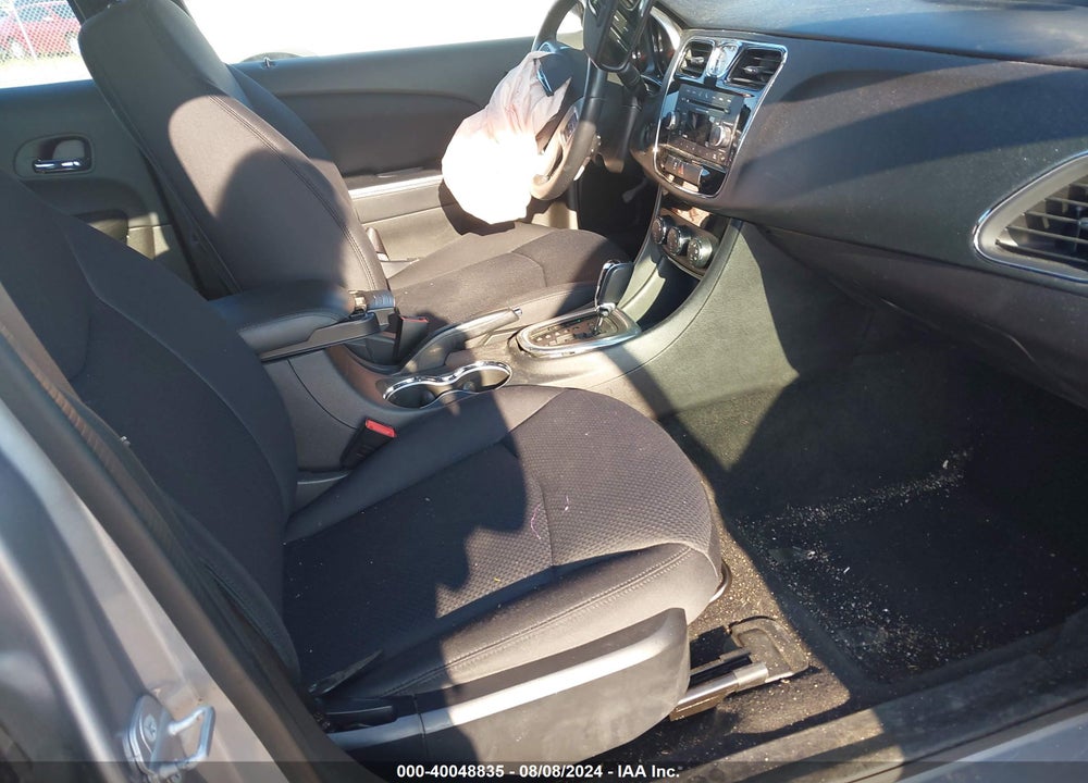 2014 CHRYSLER 200 TOURING VIN: 1C3CCBBB2EN178974
