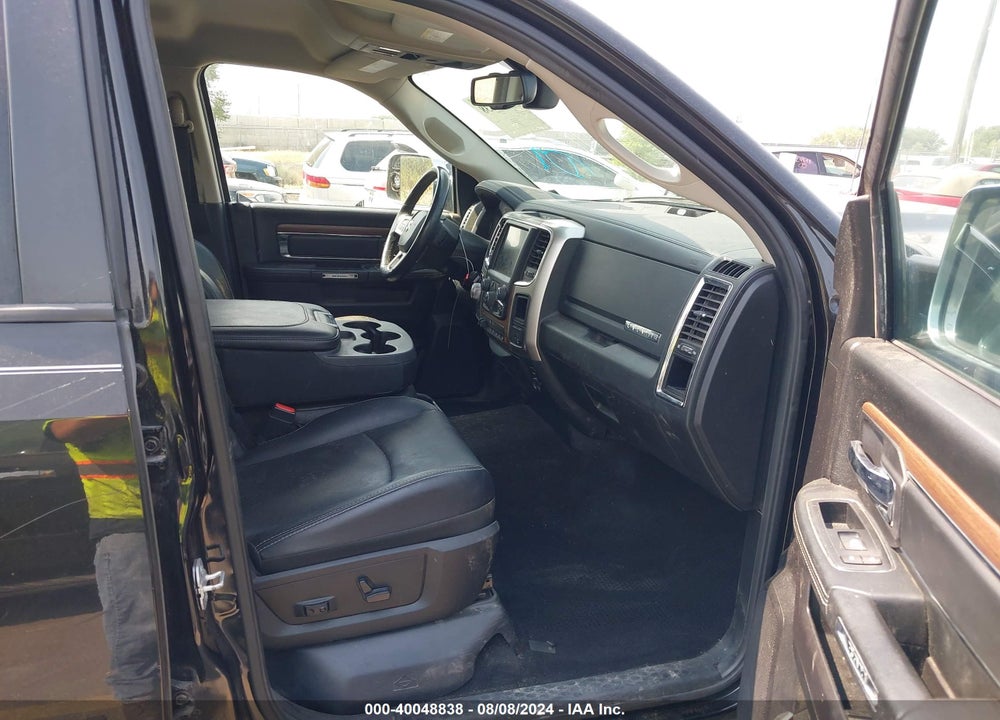 2016 RAM 1500 LAIE VIN: 1C6RR7NT7GS178325