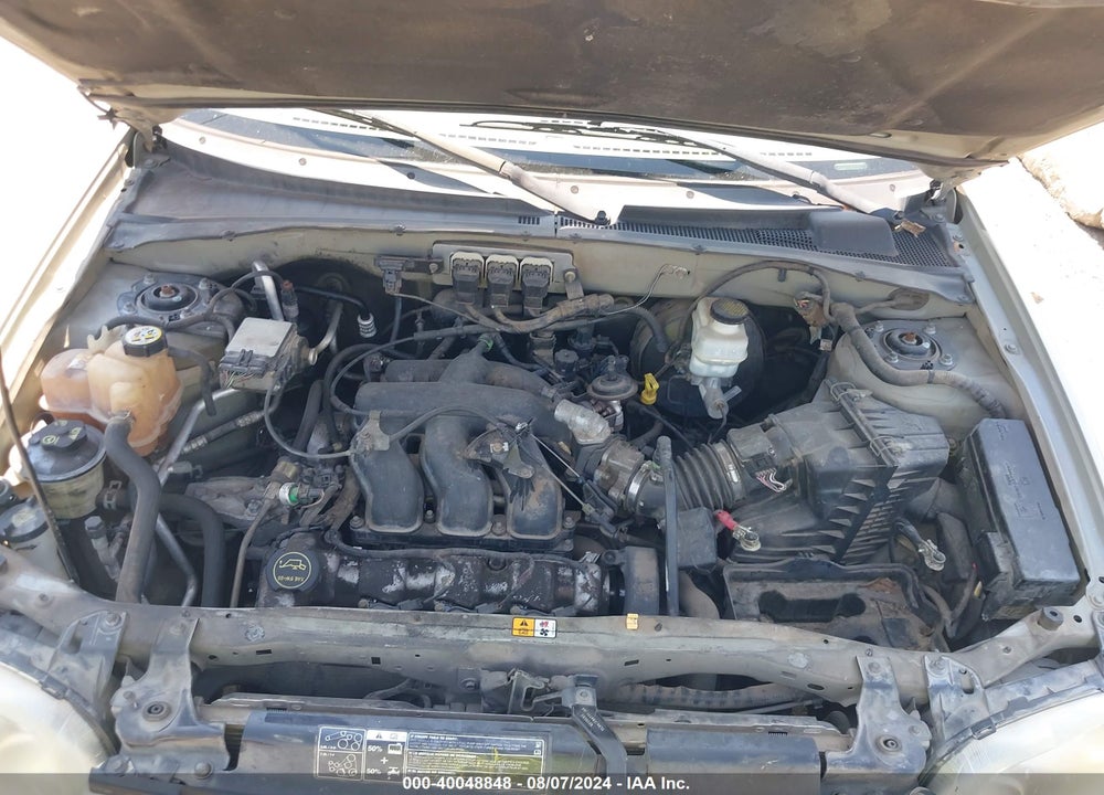 2005 FORD ESCAPE LIMITED VIN: 1FMYU04105KA52438