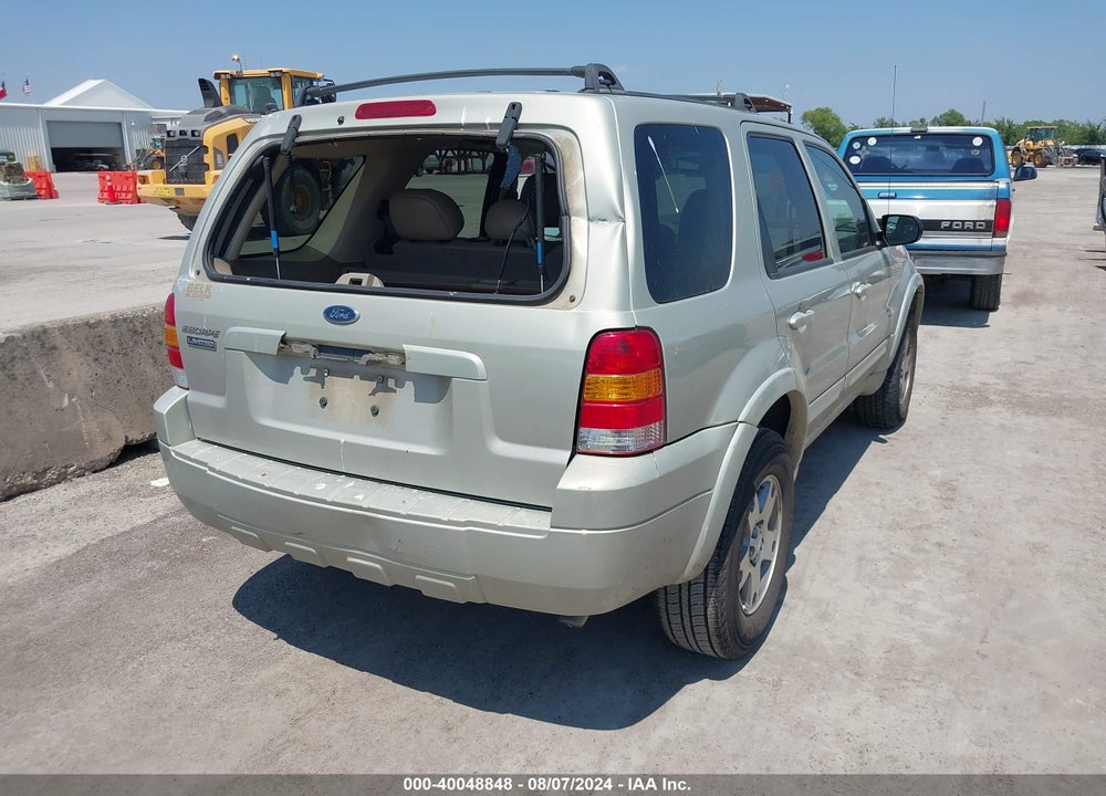 2005 FORD ESCAPE LIMITED VIN: 1FMYU04105KA52438