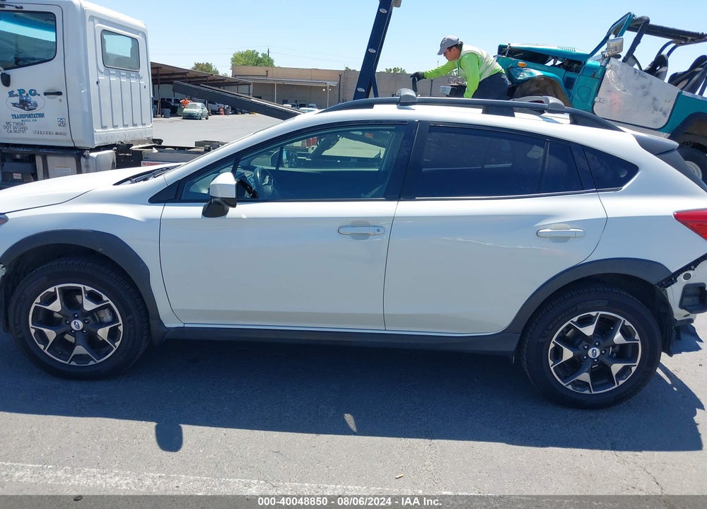 2018 SUBARU CROSSTREK 2.0I PREMIUM VIN: JF2GTABC2J8216391