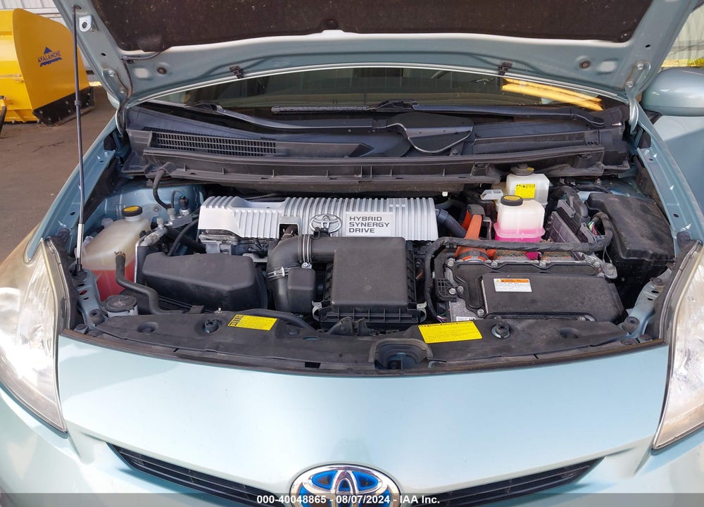 2013 TOYOTA PRIUS TWO VIN: JTDKN3DU1D1724319