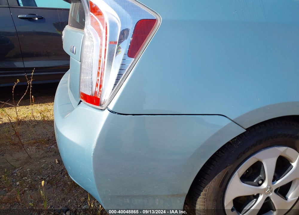2013 TOYOTA PRIUS TWO VIN: JTDKN3DU1D1724319