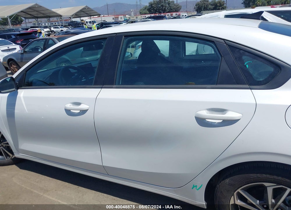 2023 KIA FORTE LXS VIN: 3KPF24AD1PE652947