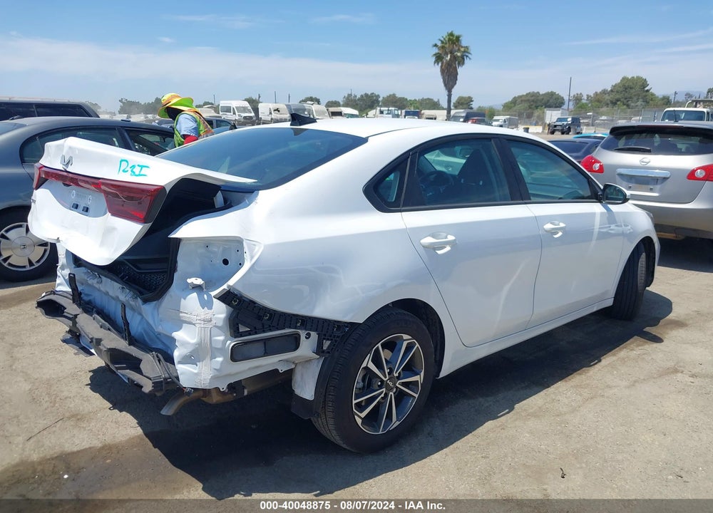 2023 KIA FORTE LXS VIN: 3KPF24AD1PE652947