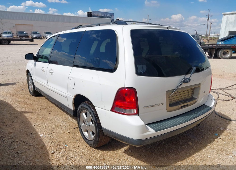 2005 FORD FREESTAR SES VIN: 2FMZA57645BA31121