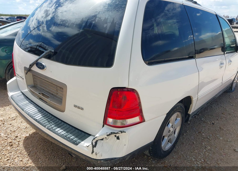 2005 FORD FREESTAR SES VIN: 2FMZA57645BA31121