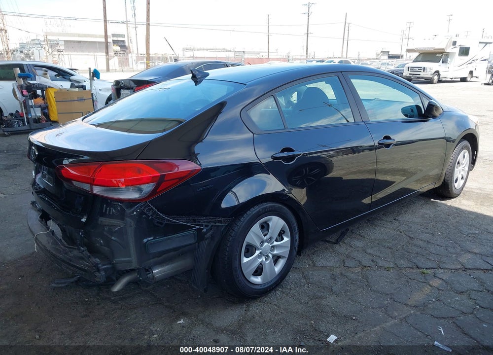 2017 KIA FORTE LX VIN: 3KPFK4A74HE045808
