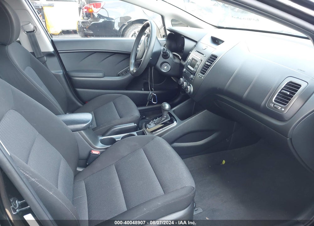 2017 KIA FORTE LX VIN: 3KPFK4A74HE045808