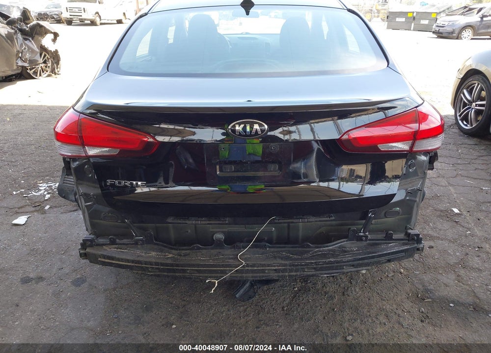 2017 KIA FORTE LX VIN: 3KPFK4A74HE045808