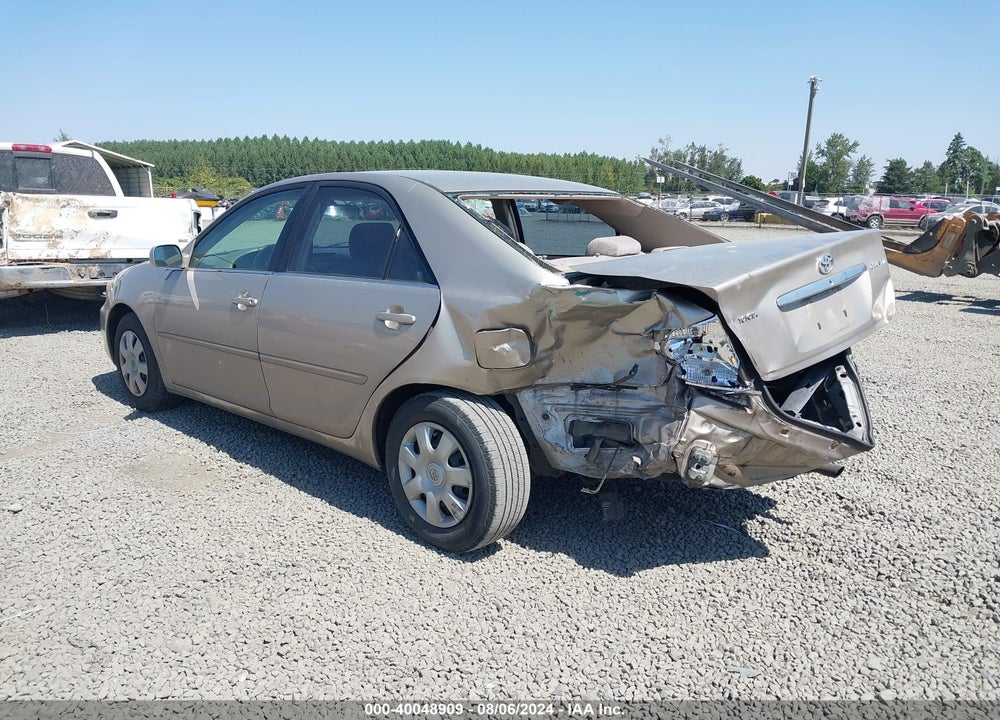 2003 TOYOTA CAMRY LE VIN: 4T1BE32K13U691400