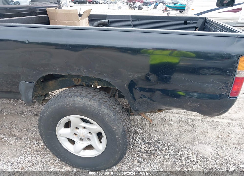 1989 TOYOTA PICKUP 1/2 TON SHT WHEELBASE DLX VIN: JT4RN01P8K7001928