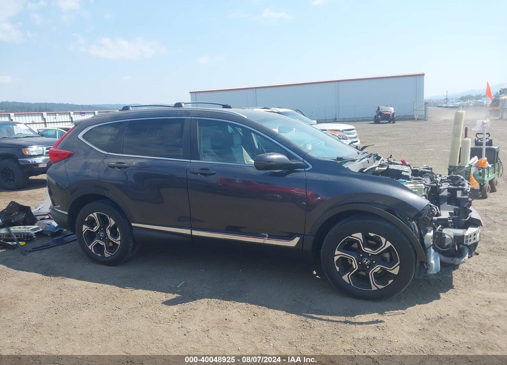 2017 HONDA CR-V TOURING VIN: 2HKRW2H93HH647236