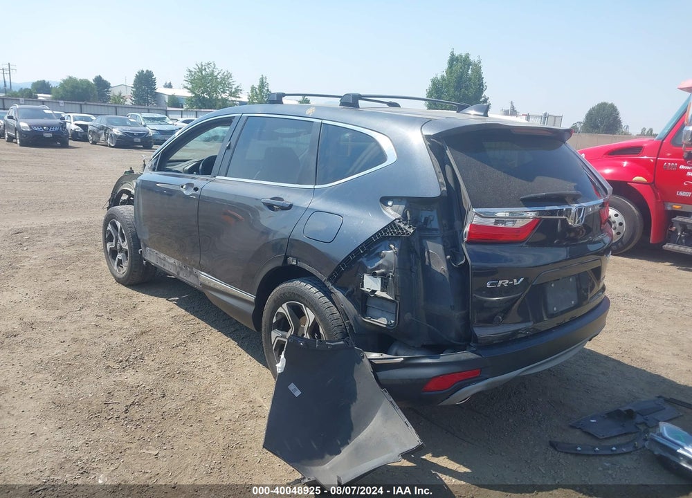 2017 HONDA CR-V TOURING VIN: 2HKRW2H93HH647236