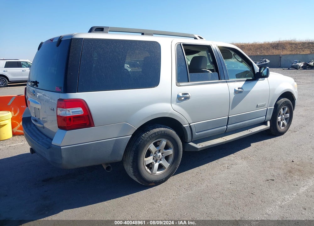 2007 FORD EXPEDITION XLT VIN: 1FMFU15537LA90757