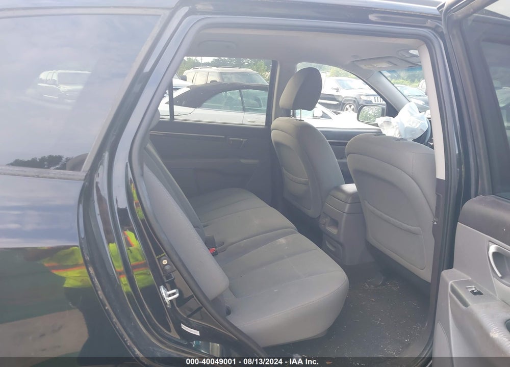 2010 HYUNDAI SANTA FE GLS VIN: 5NMSG3AB9AH379829