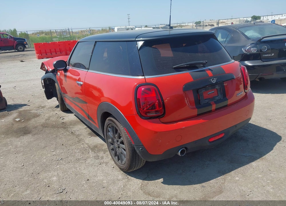 2020 MINI HARDTOP COOPER VIN: WMWXR3C06L2M30137