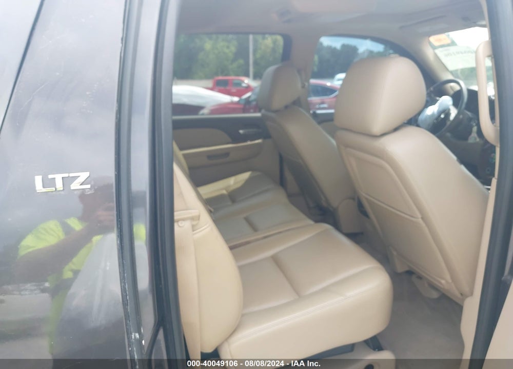 2010 CHEVROLET AVALANCHE 1500 LTZ VIN: 3GNVKGE09AG156897