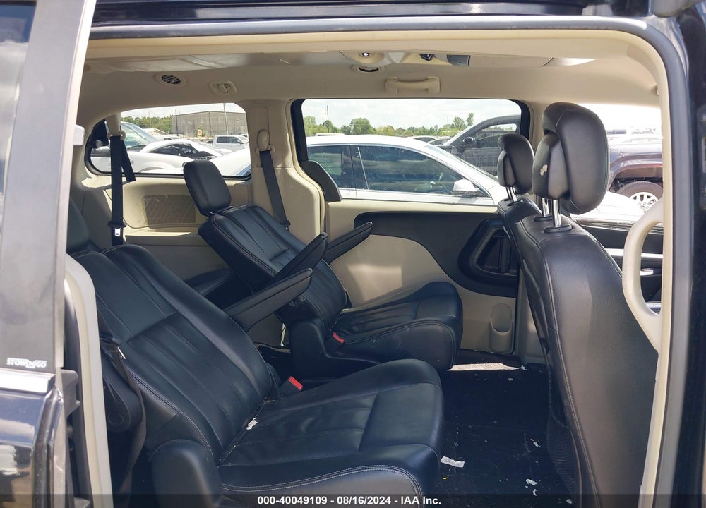 2014 CHRYSLER TOWN & COUNTRY TOURING VIN: 2C4RC1BG1ER157032
