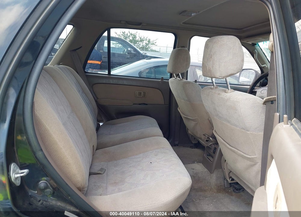 2000 TOYOTA 4RUNNER SR5 V6 VIN: JT3GN86R1Y0151756