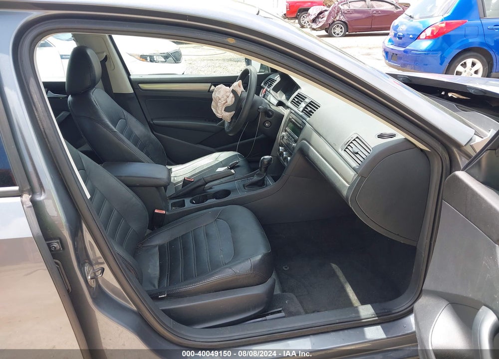 2012 VOLKSWAGEN PASSAT VIN: 1VWAP7A39CC040563