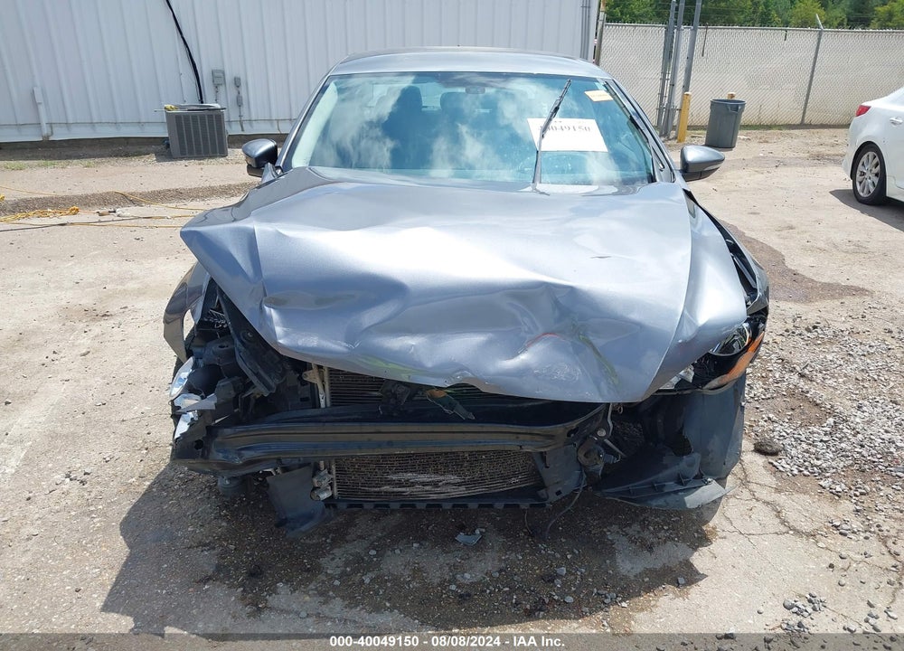 2012 VOLKSWAGEN PASSAT VIN: 1VWAP7A39CC040563