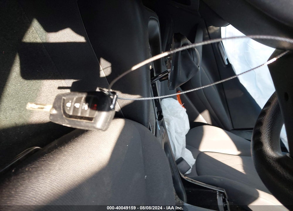 2020 TOYOTA COROLLA LE VIN: 5YFEPRAE2LP028361