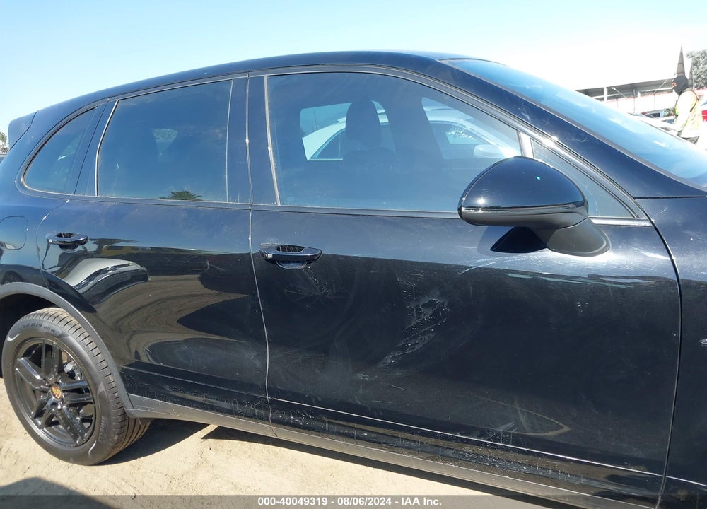 2016 PORSCHE CAYENNE E-HYBRID S VIN: WP1AE2A20GLA64581