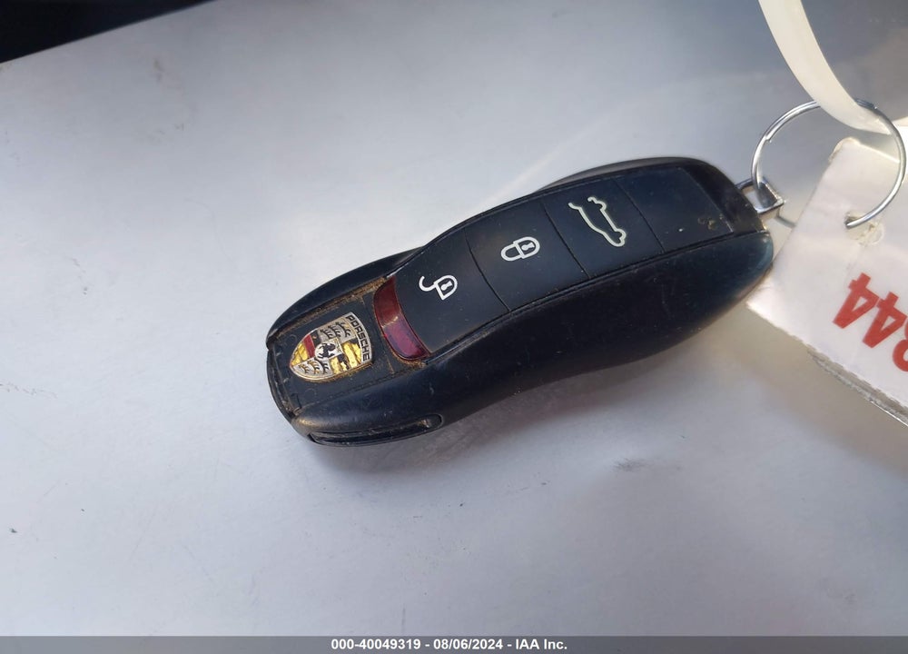 2016 PORSCHE CAYENNE E-HYBRID S VIN: WP1AE2A20GLA64581
