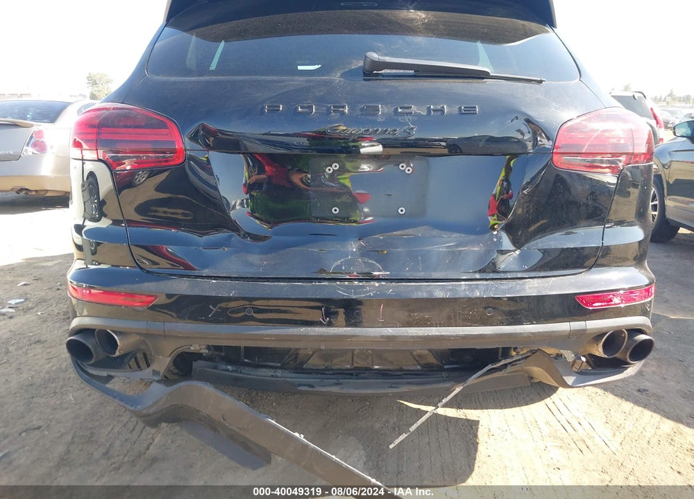 2016 PORSCHE CAYENNE E-HYBRID S VIN: WP1AE2A20GLA64581