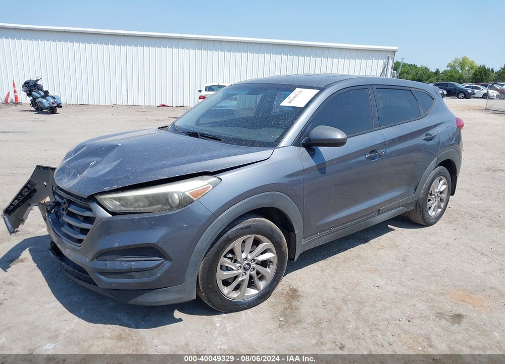2016 HYUNDAI TUCSON SE VIN: KM8J23A45GU042065