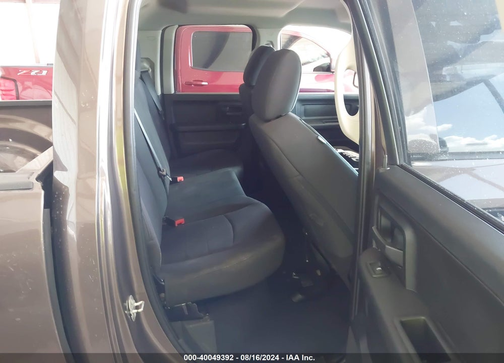 2019 RAM 1500 CLASSIC TRADESMAN QUAD CAB 4X2 6'4 BOX VIN: 1C6RR6FG5KS603710