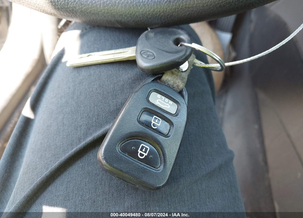 2014 HYUNDAI SONATA GLS VIN: 5NPEB4AC1EH944206