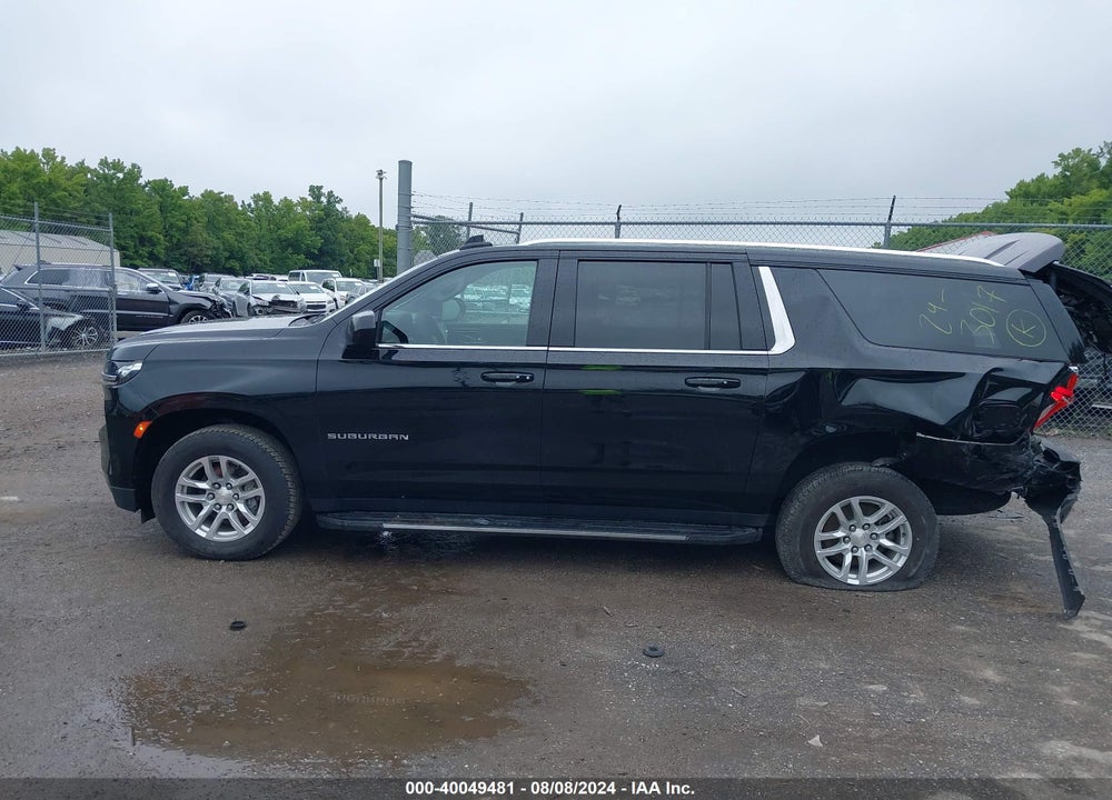 2021 CHEVROLET SUBURBAN 4WD LT VIN: 1GNSKCKD5MR223759