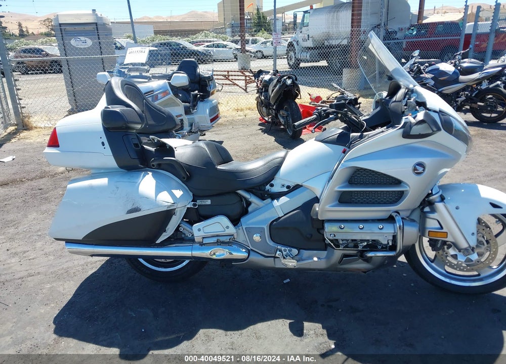 2012 HONDA GL1800 VIN: JH2SC68G0CK002156