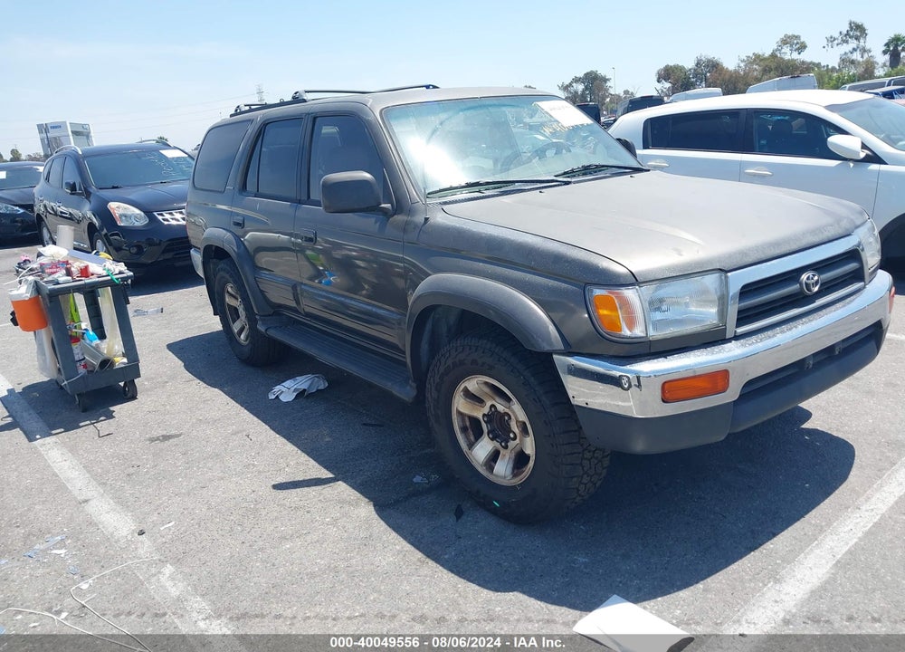 1998 TOYOTA 4RUNNER SR5 V6 LIMITED VIN: JT3GN87R7W0058820