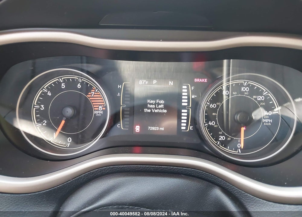 2017 JEEP CHEROKEE LATITUDE 4X4 VIN: 1C4PJMCS4HW640009