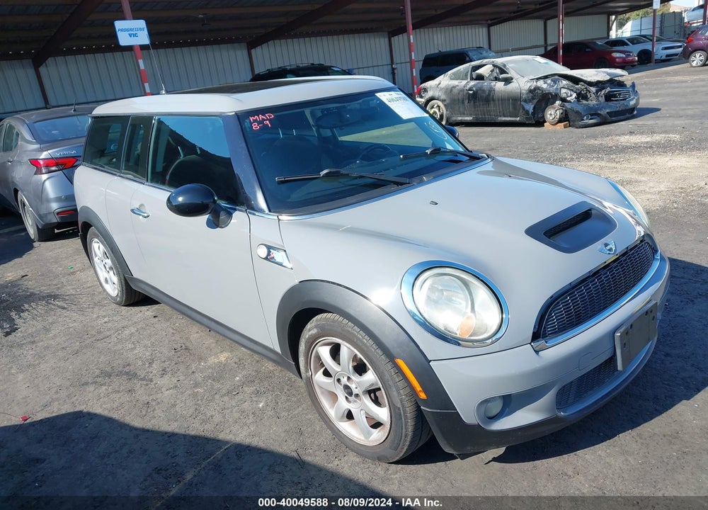 2009 MINI COOPER S CLUBMAN VIN: WMWMM33569TP73496